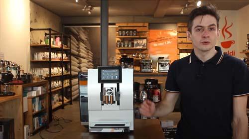 Bekijk de Jura Z8 video review van Kaldi Bergen op Zoom